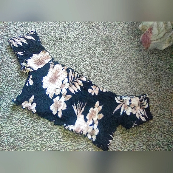 PINK Top - Picture 2 of 3